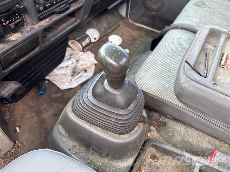 GMC W5500 شاحنات نقل ألواح الخشب
