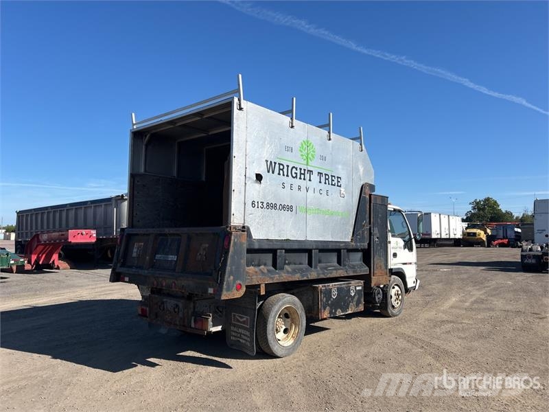 GMC W5500 4x2 Chipper Truck شاحنات نقل ألواح الخشب