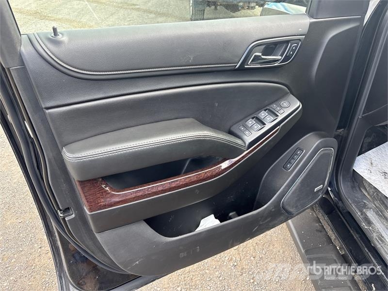 GMC Yukon SLT 4x4 SUV Henkilöautot