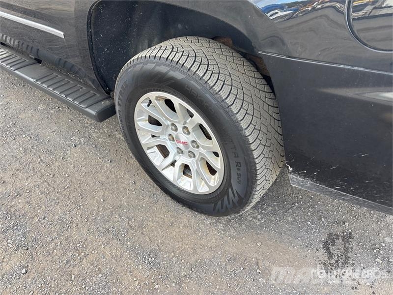 GMC Yukon SLT 4x4 SUV Henkilöautot