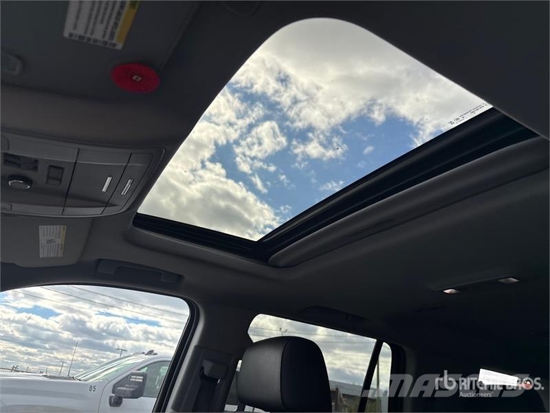 GMC Yukon SLT 4x4 SUV Henkilöautot