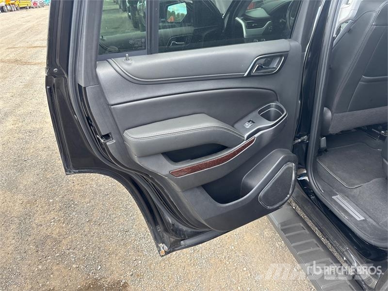 GMC Yukon SLT 4x4 SUV Henkilöautot