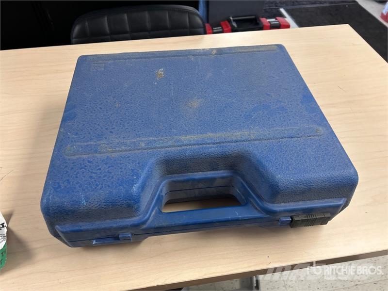 Grainger CR3145 Nailer Andre komponenter