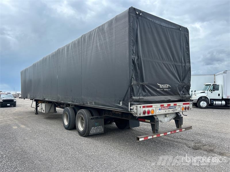 Great Dane 53 ft T/A Curtain Side Trailer Тентовані причепи