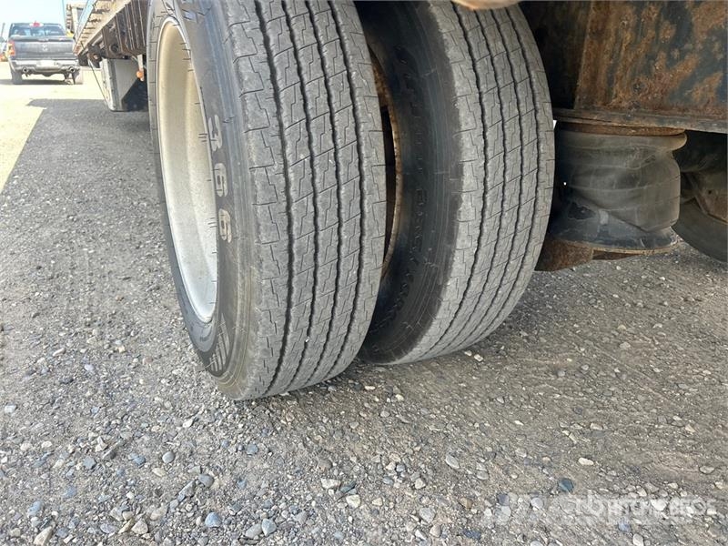 Great Dane 53 ft T/A Spread Axle Step Deck Trailer Niski utovarivači
