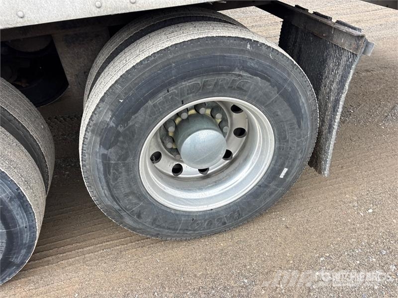 Great Dane 53 ft x 102 in T/A Van Trailer Причепи-фургони