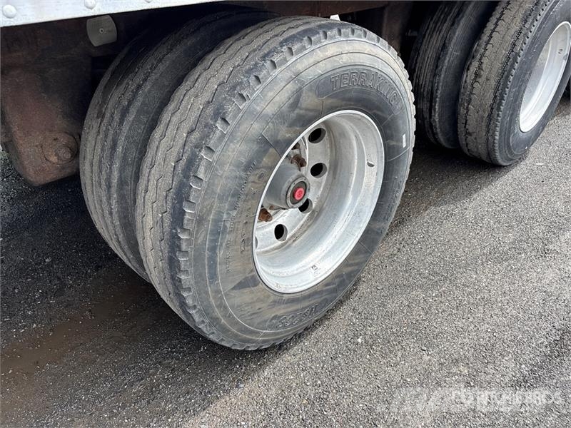 Great Dane 53 ft x 102 in Sliding Quad/A Van Trailer Reboques baú