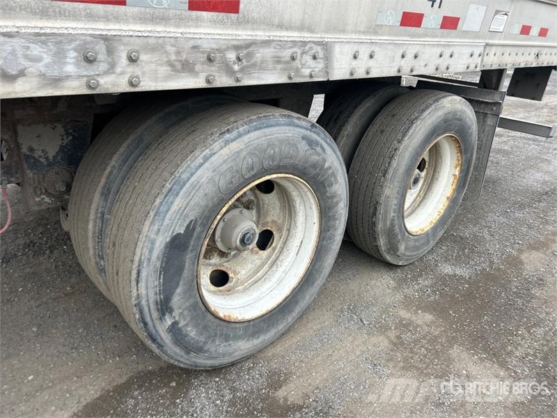 Great Dane 53 ft x 102 in T/A Van Trailer Причепи-фургони