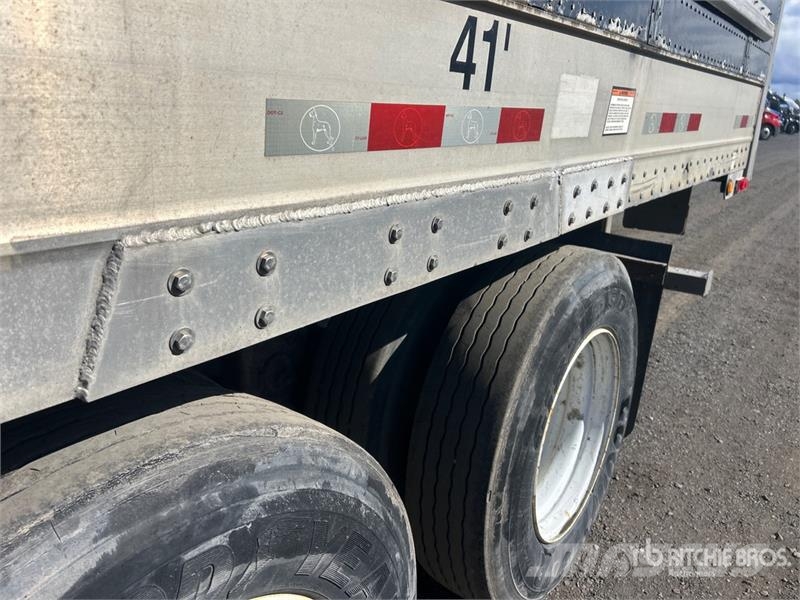 Great Dane 53 ft x 102 in T/A Van Trailer Причепи-фургони