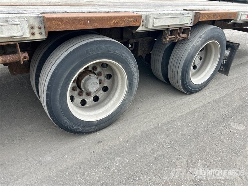 Great Dane 69000 lb 53 ft T/A Step Deck Trailer لوادر منخفضة
