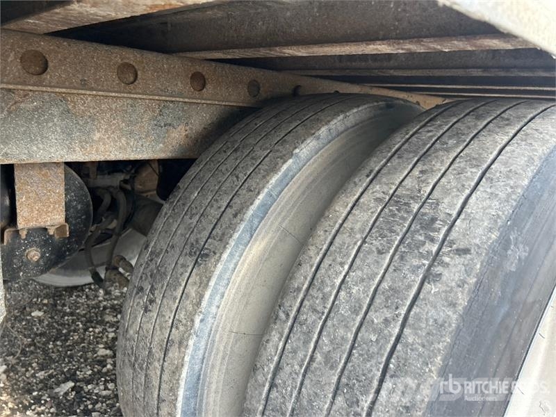 Great Dane SSL131421053 53 ft x 102 in T/A Van Trailer Ремаркета фургони