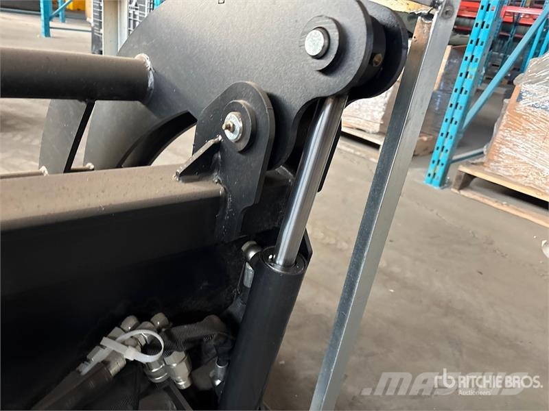  Greatbear 78 in Skid Steer Grapple Pinze