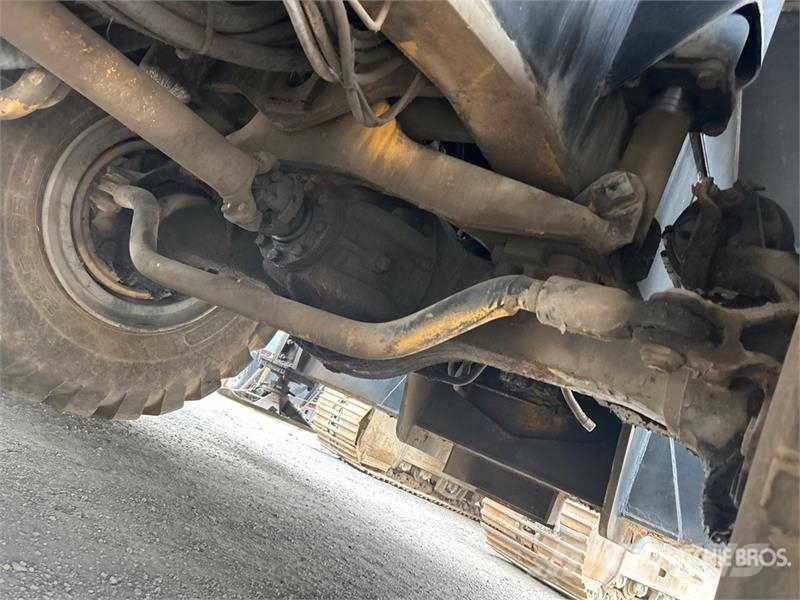 Grove RT65S رافعات الطرق الوعرة