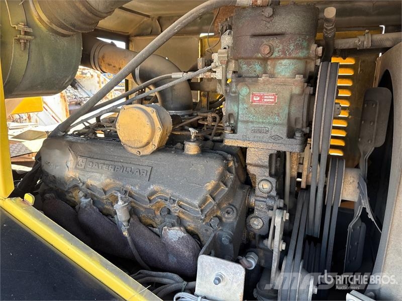 Grove RT65S Ruw terrein kranen