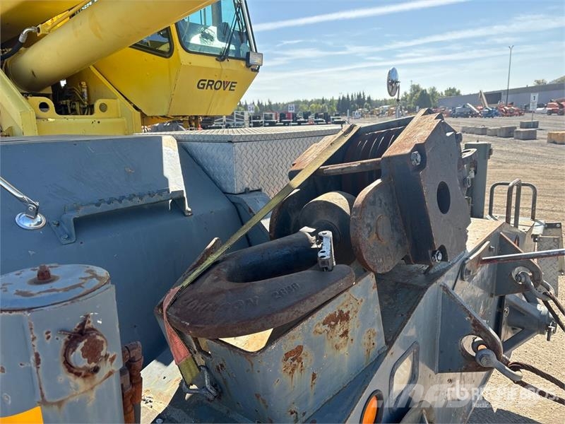 Grove RT760E Rough terrain cranes