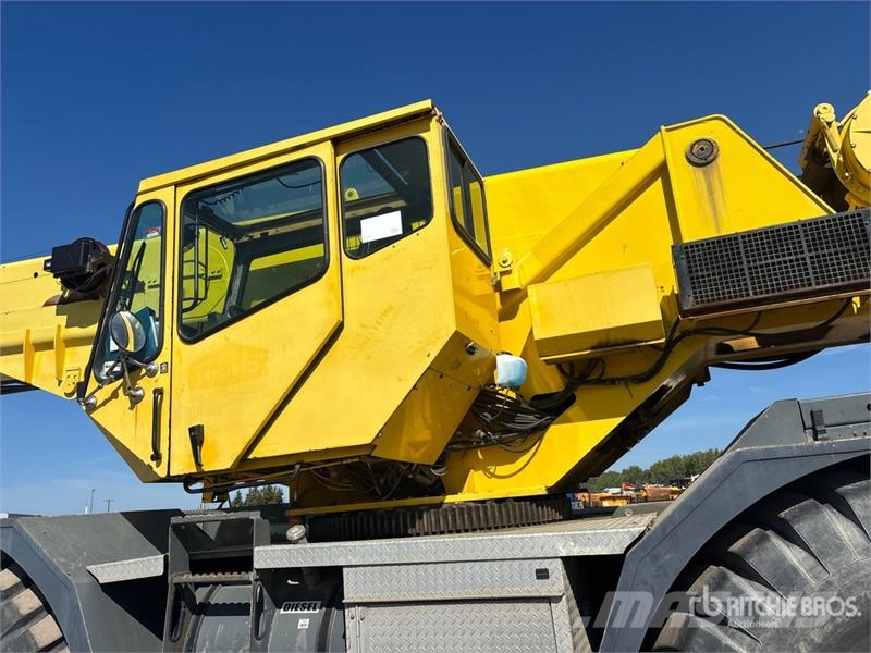 Grove RT760E Rough terrain cranes