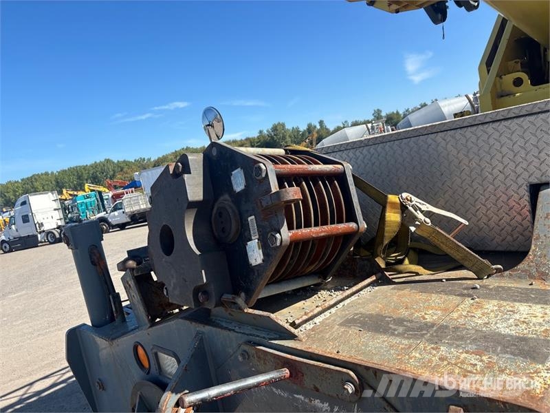 Grove RT760E Rough terrain cranes