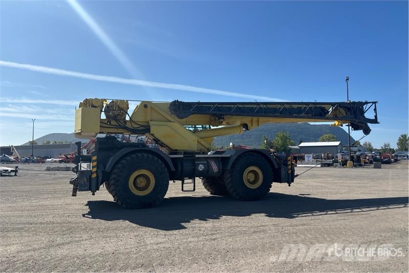 Grove RT760E Rough terrain cranes
