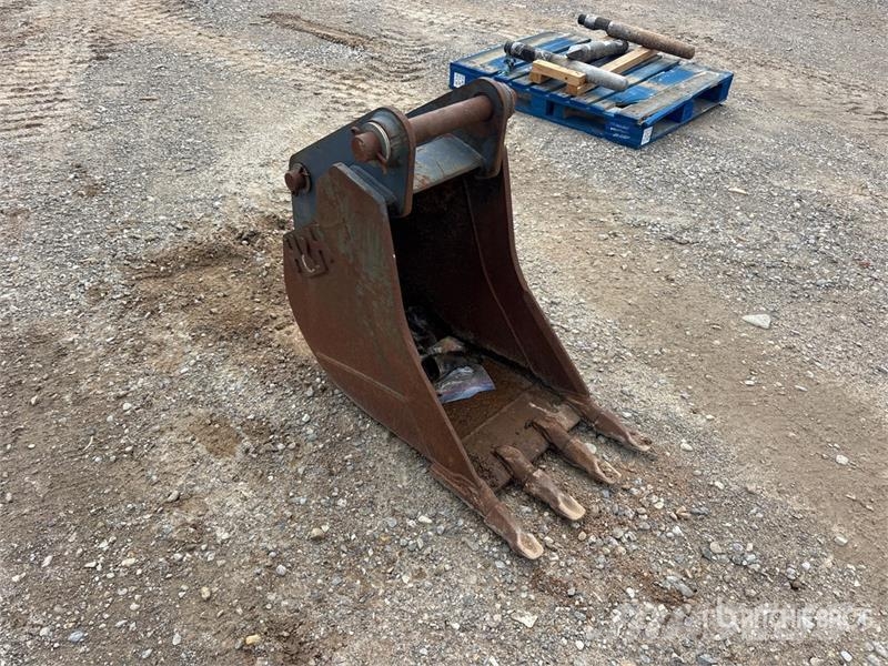  H & H &  16 in Q/C Digging Backhoe Rear Bucket - F 挖斗