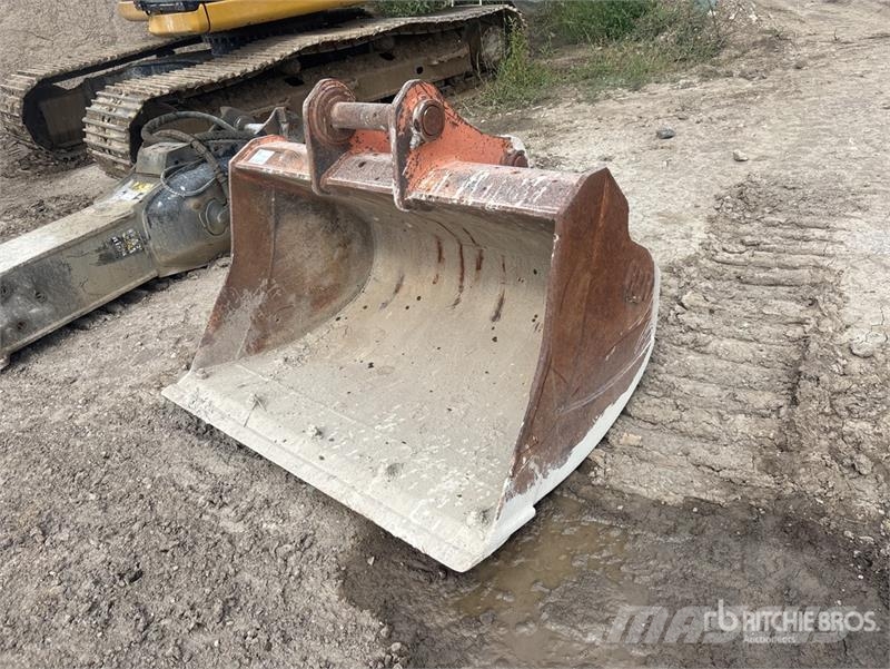  H & H &  60 in Cleanup Excavator Bucket Kanalak