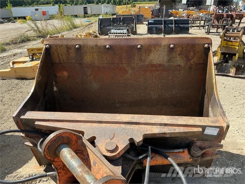  H & H &  71 in ydraulic Tilting Excavator Bucket Žlice