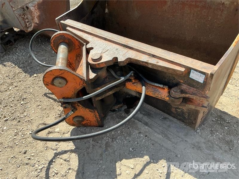  H & H &  71 in ydraulic Tilting Excavator Bucket Žlice