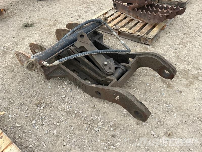 H & H & 72 in ydraulic Excavator Thumb Kašike / Korpe