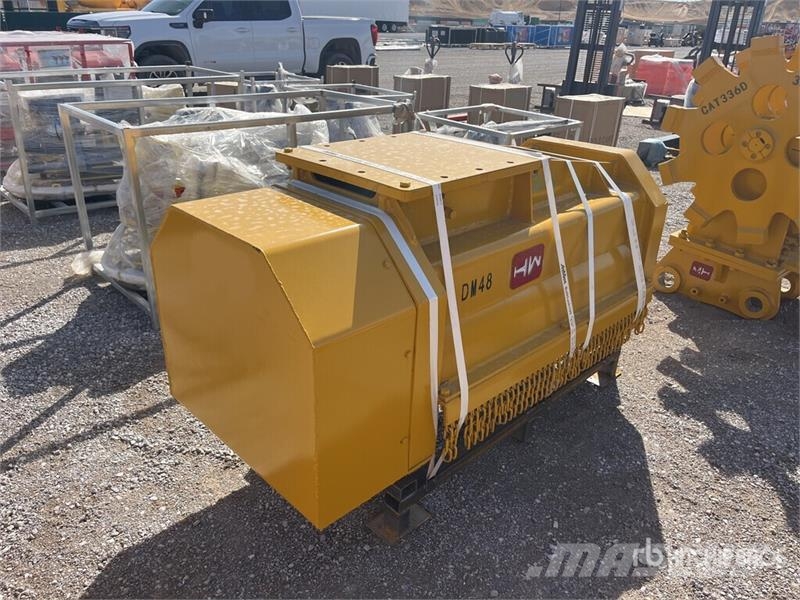 H&W DM48 48 in Excavator Mulcher - Fits 20 ton (Unused مكونات أخرى