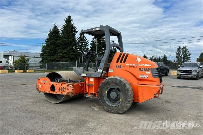 Hamm 3307P Smooth Drum Compactor Rodillos de un solo tambor