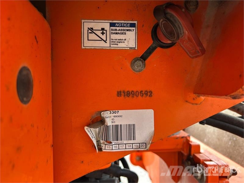 Hamm 3307P Smooth Drum Compactor Rodillos de un solo tambor