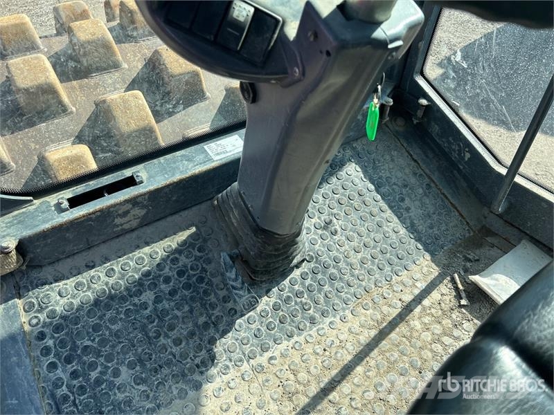 Hamm 3411P Padfoot Drum Compactor Ühe trumliga rullid