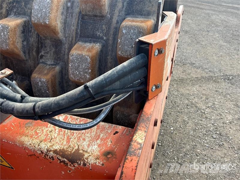 Hamm 3411P Padfoot Drum Compactor Walzenzüge