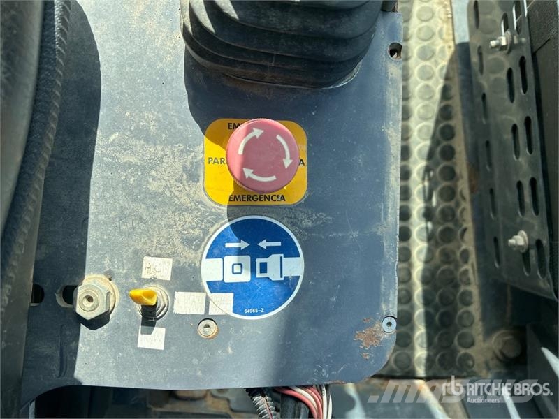 Hamm 3411P Padfoot Drum Compactor Walzenzüge
