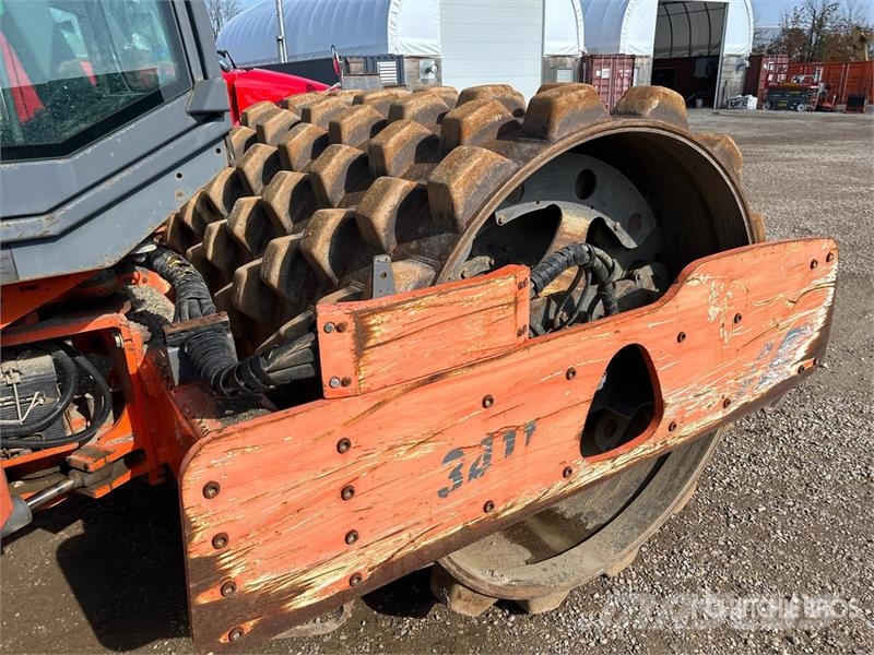 Hamm 3411P Padfoot Drum Compactor Ühe trumliga rullid
