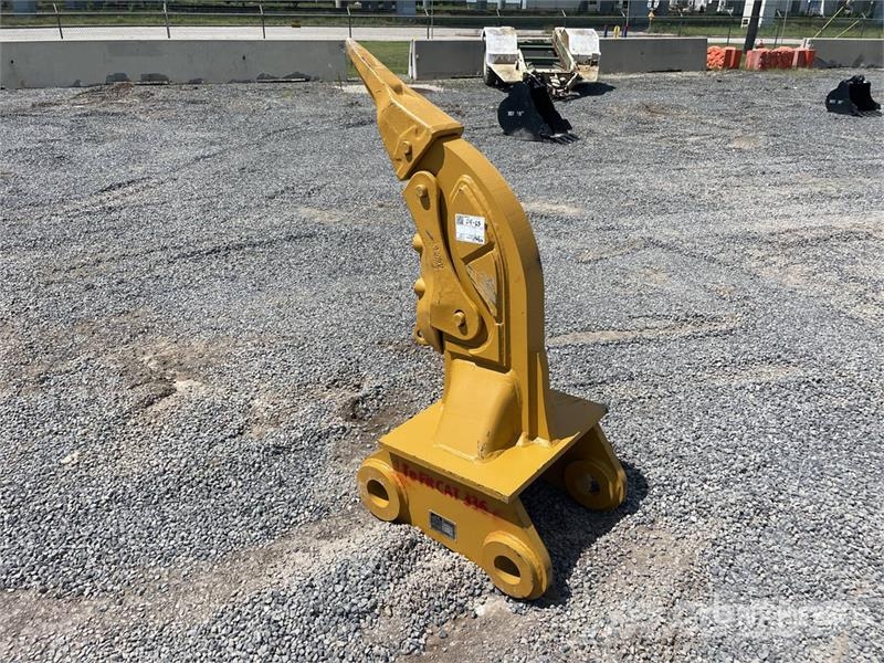 Handy C336 48 in Excavator Ripper (Unused) Aufreisser