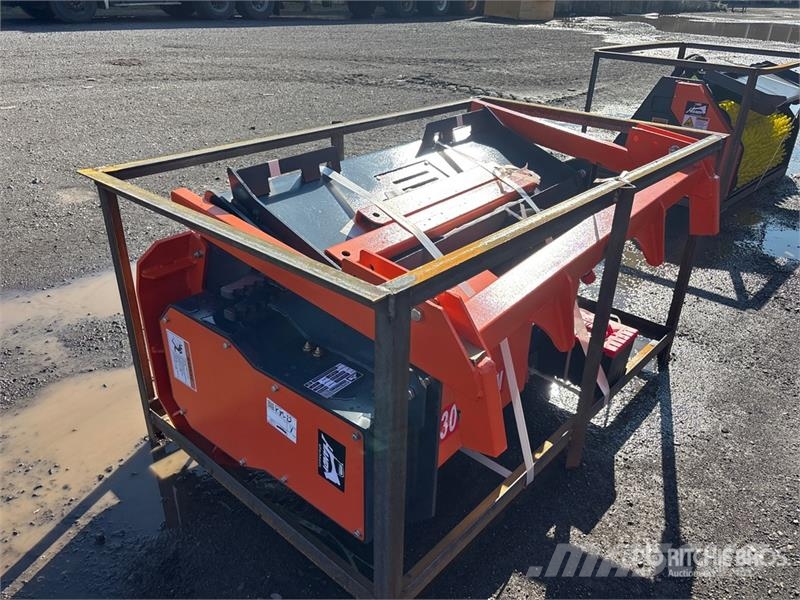 Handy HBDM50 50 in Skid Steer Mulcher (Unused) Metsä murskaimet