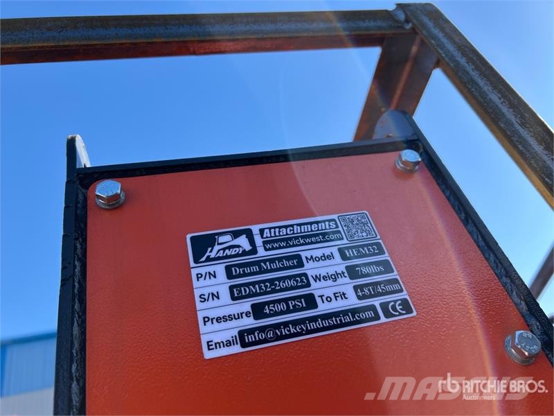 Handy HEM32 36 in Excavator Mulcher - Fits 4 - 8 ton (Un Otros componentes