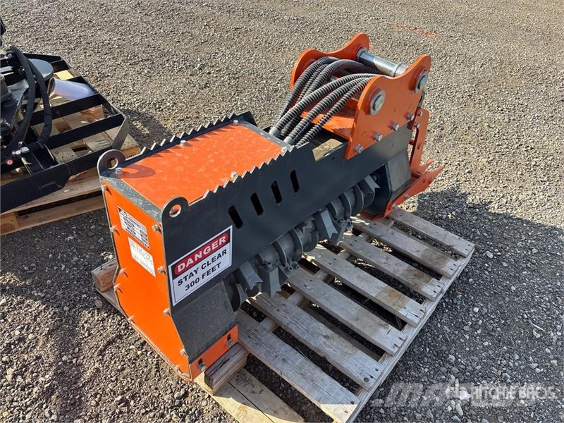 Handy HEM32 36 in Excavator Mulcher - Fits 4 - 8 ton (Un Otros componentes