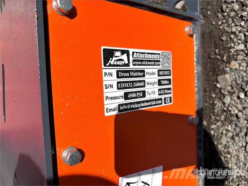 Handy HEM32 36 in Q/C Excavator Mulcher - Fits 4 - 8 ton Інше обладнання