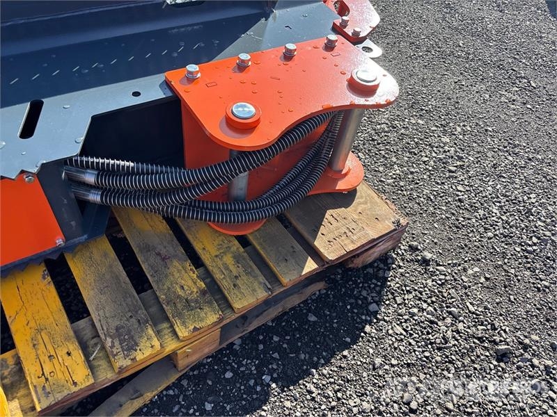 Handy HEM32 36 in Q/C Excavator Mulcher - Fits 4 - 8 ton Інше обладнання