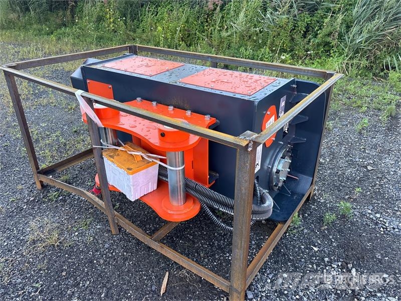 Handy HEM48 48 in Q/C Excavator Mulcher (Unused) Інше обладнання