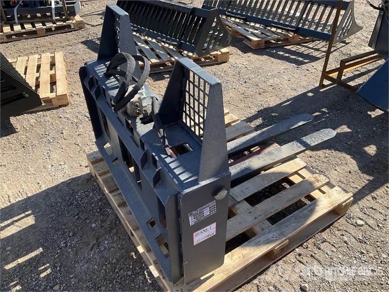 Handy HF2T Skid Steer Forks (Unused) Građevinarske viljuške