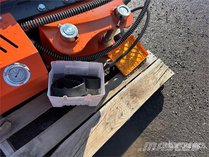 Handy HFEDM36S 36 in Q/C Excavator Mulcher (Unused) Інше обладнання