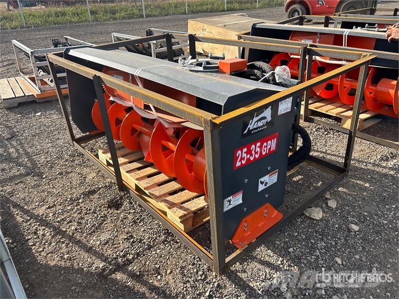 Handy HNSB72 72 in Skid Steer Snowblower (Unused) Schneefräse