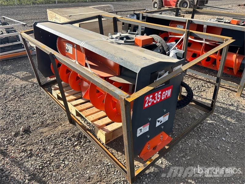 Handy HNSB72 72 in Skid Steer Snowblower (Unused) قاذفات الجليد