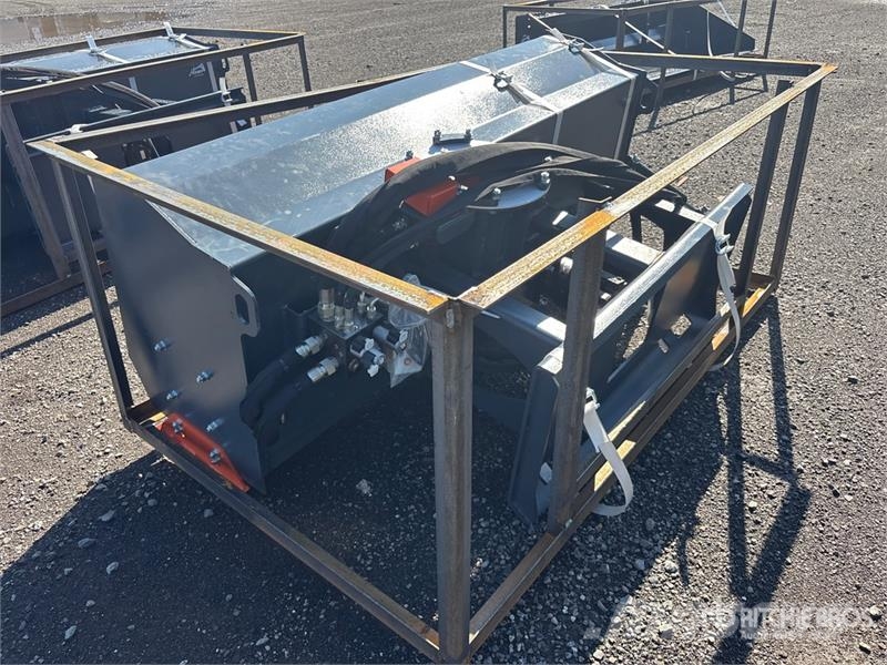 Handy HNSB72 72 in Skid Steer Snowblower (Unused) قاذفات الجليد