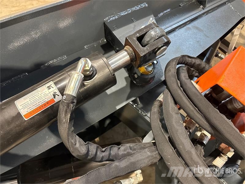 Handy HSD96 96 in PAT Skid Steer Dozer (Unused) 推铲