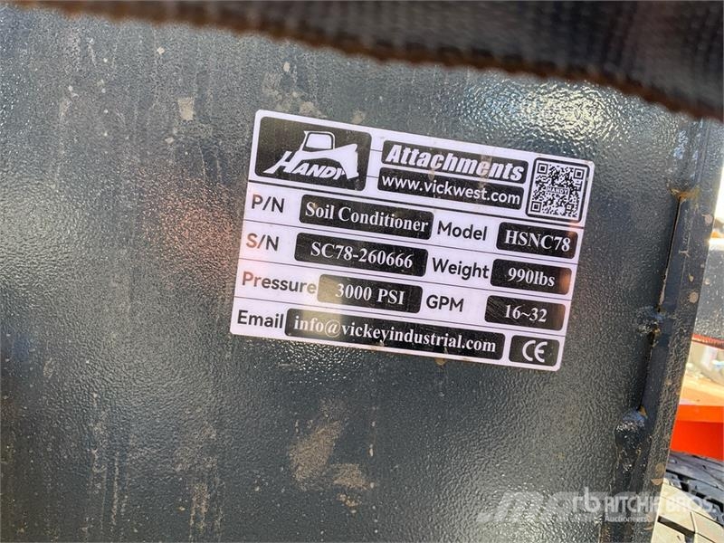 Handy HSNC78 78 in Skid Steer Power Rake (Unused) مكابس وميبسات التبن