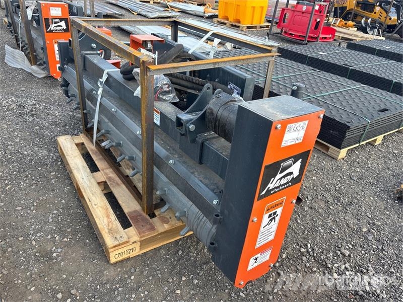 Handy HSNC78 78 in Skid Steer Power Rake (Unused) مكابس وميبسات التبن