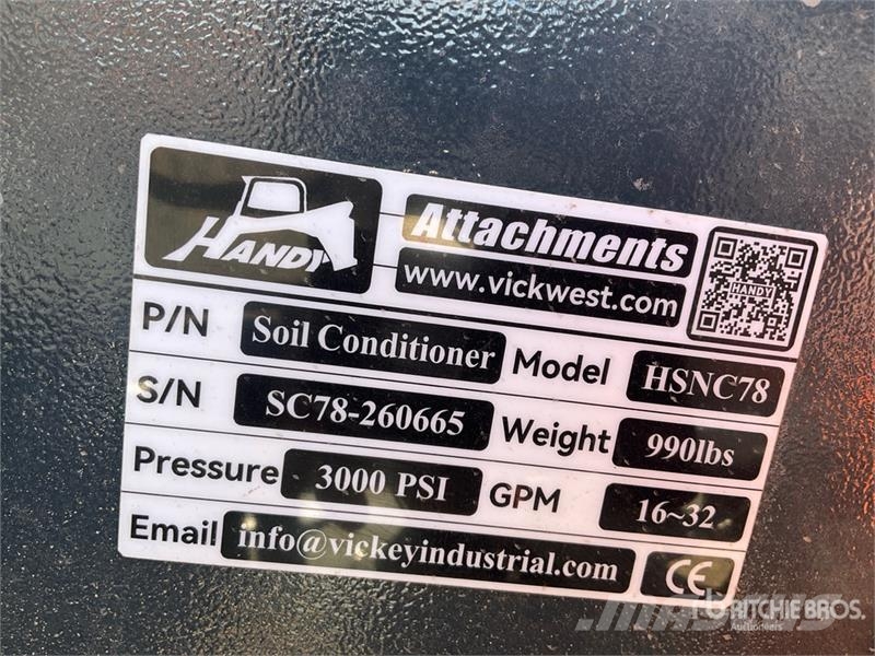 Handy HSNC78 78 in Skid Steer Power Rake (Unused) Rastrilladoras y rastrilladoras giratorias